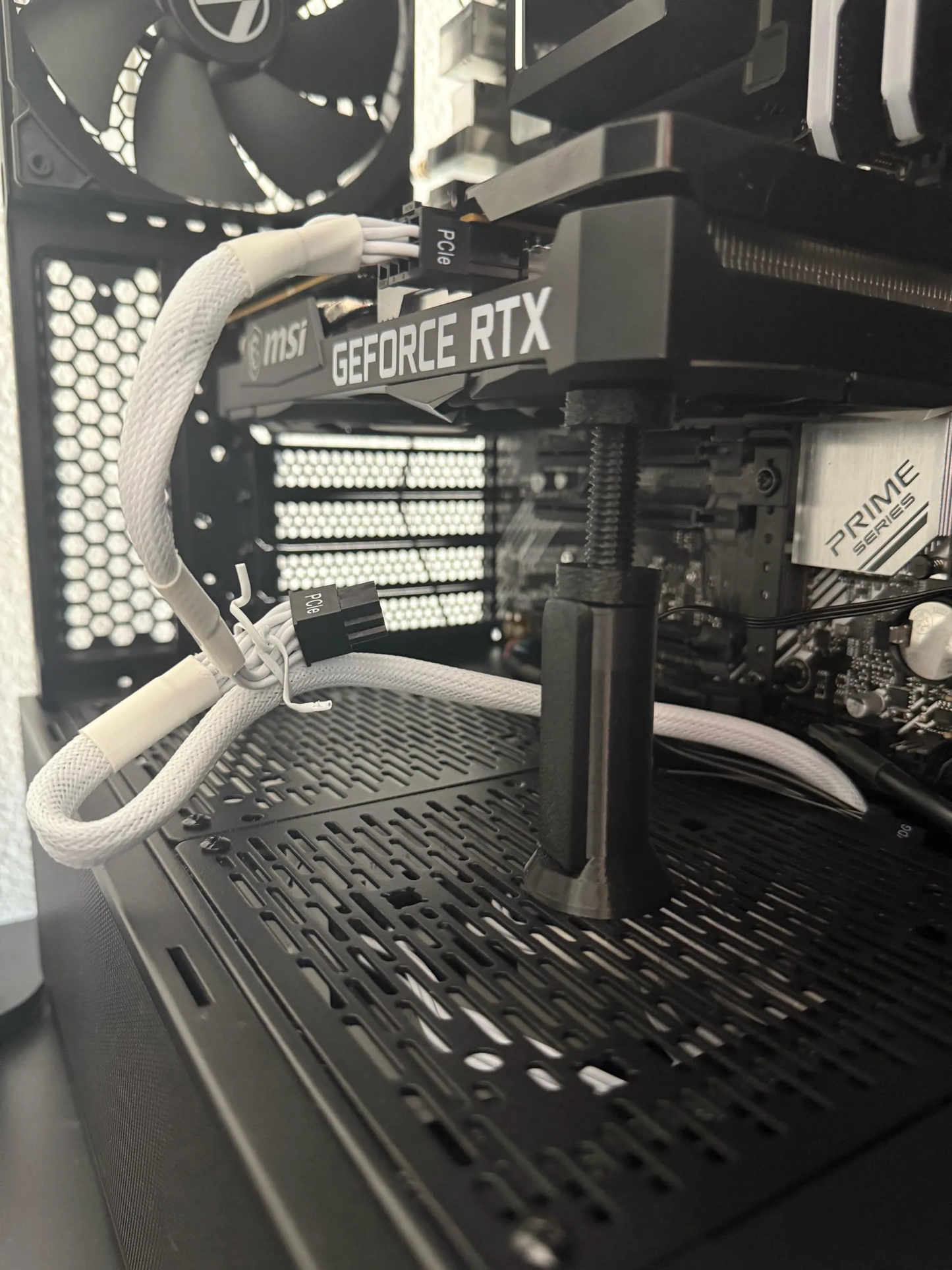 Videókártya tartó - GPU Holder egyedi felirattal!